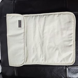 I Home Tablet or Laptop Protector Bag